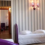 Aria Nice